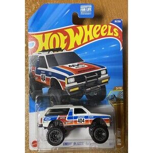 2025 Hot Wheels #81 Chevy Blazer 4x4 WHITE